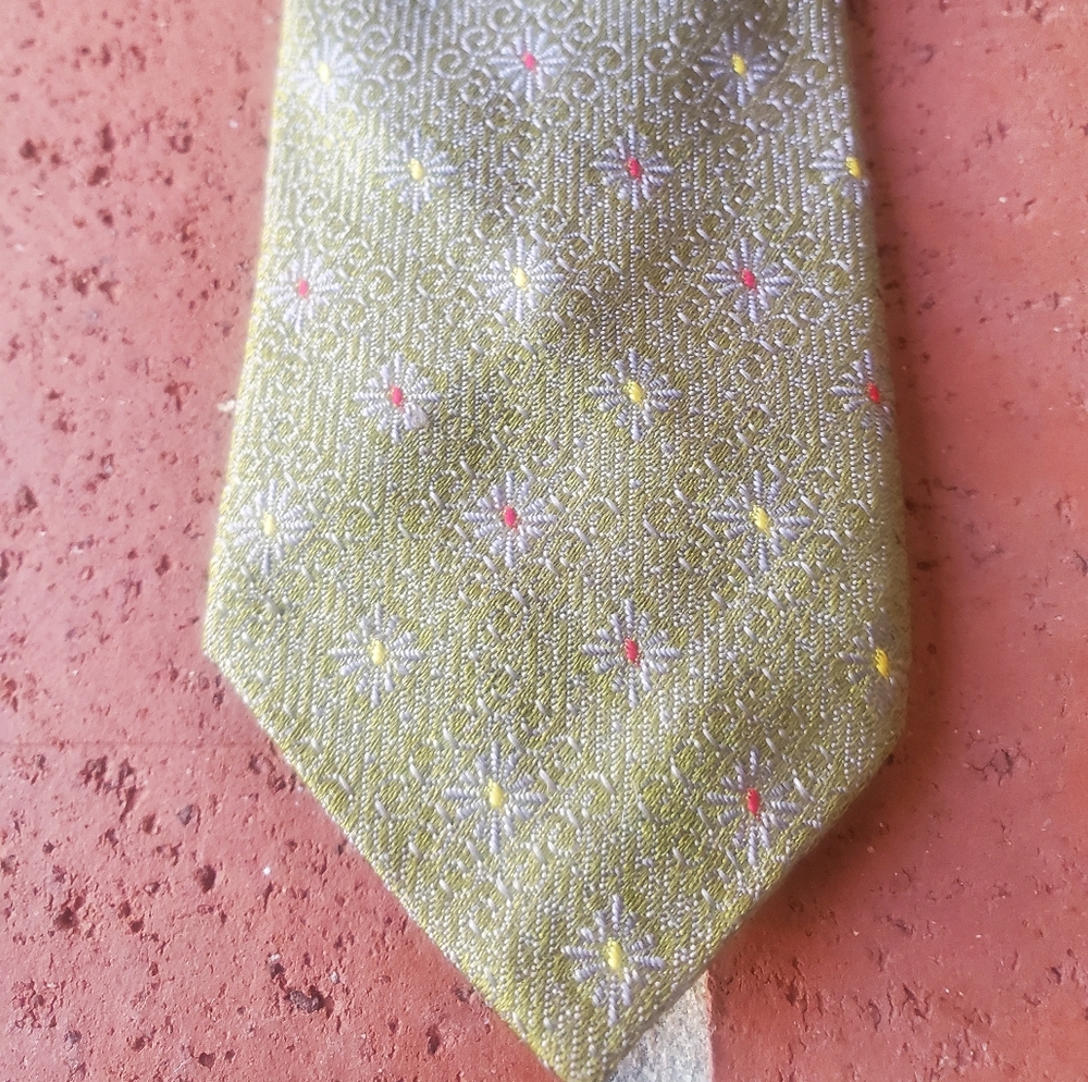 Vintage 1950s silk SKINNY 2" Olive tie 55.5"